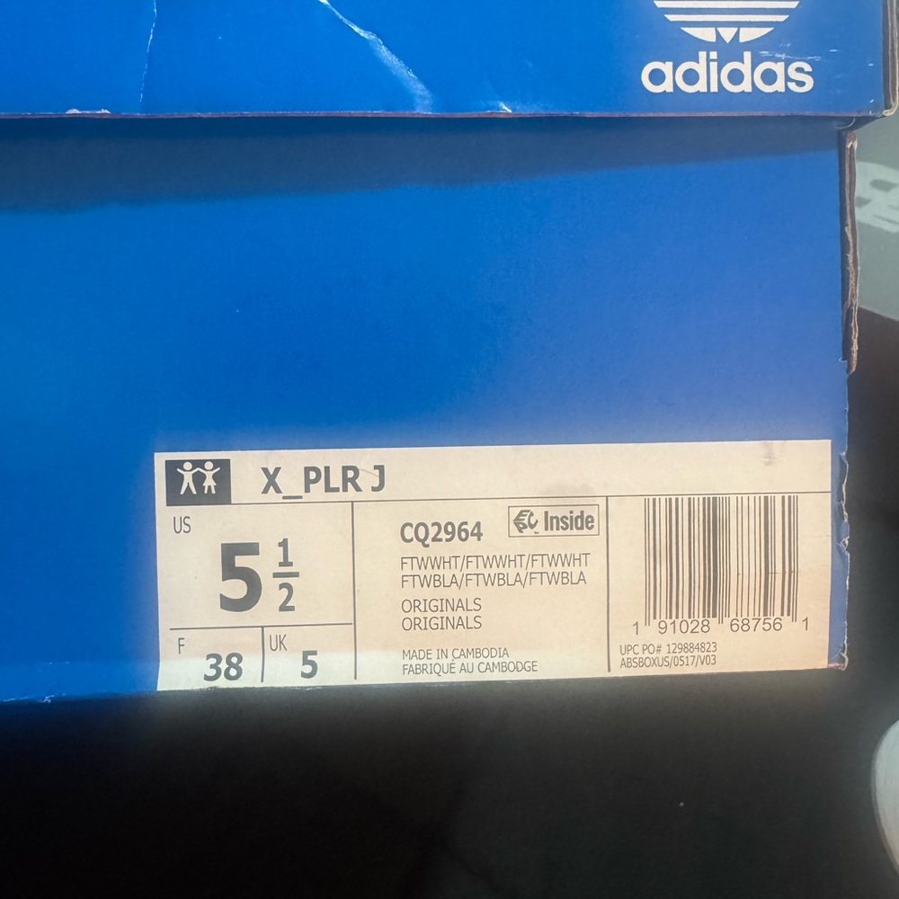 Adidas - Picture 5 of 5